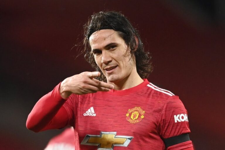 Cavani Mundur Teratur?