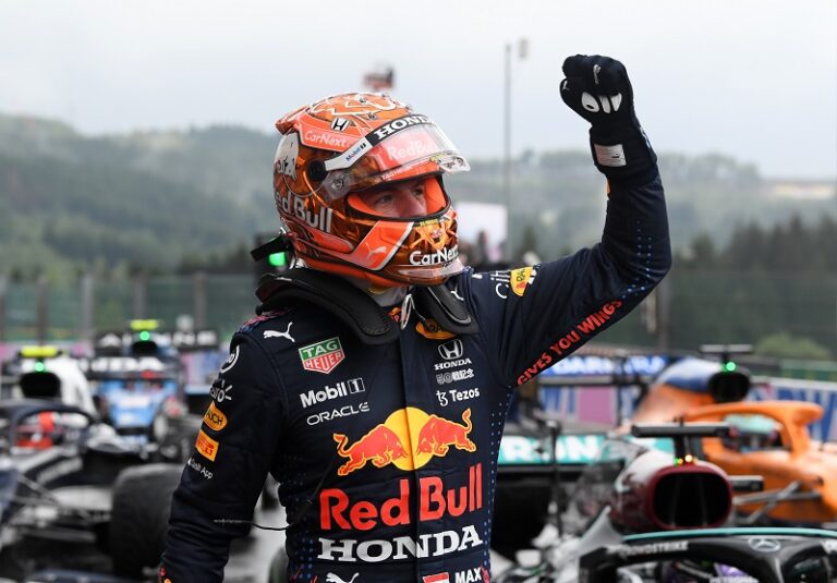 Verstappen Menangi Duel Dengan Hamilton di F1 GP Amerika 2021
