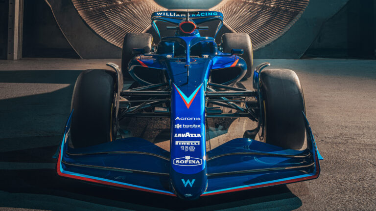 Williams Pamerkan Mobil Barunya