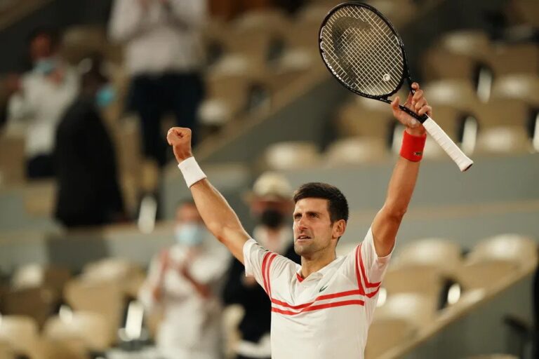 Disalip Nadal, Djokovic Akhirnya Mau Divaksin