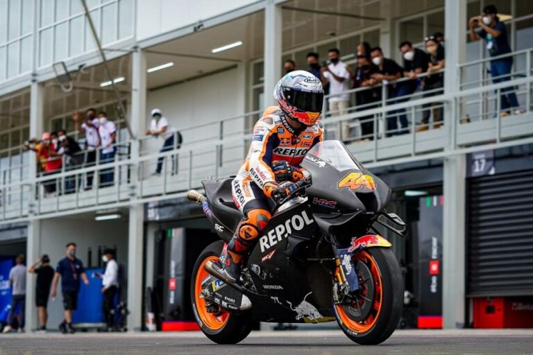 Espargaro Gas Pol, Catat Waktu Tercepat FP 1 Mandalika 2022