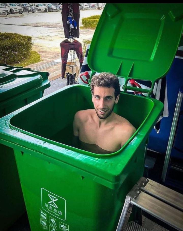 Tingkah Rider Siasati Panas Terik Mandalika