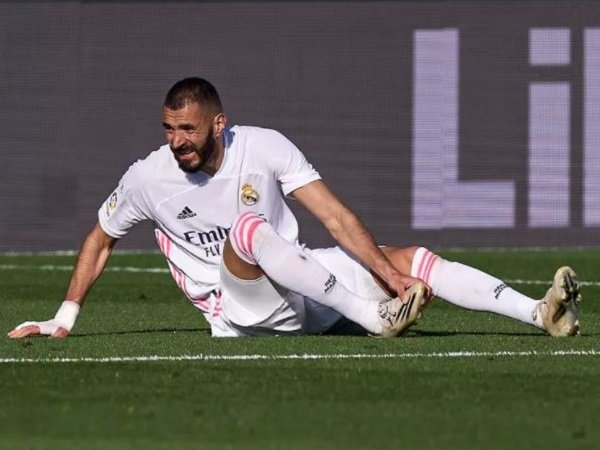 El Clasico Batal Tampilkan Adu Tajam Benzema vs Aubameyang