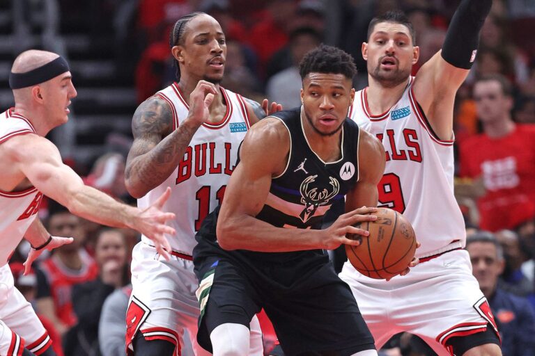 Milwaukee Bucks dan Golden State Warriors Rebut Tiket Semifinal Babak Playoff NBA