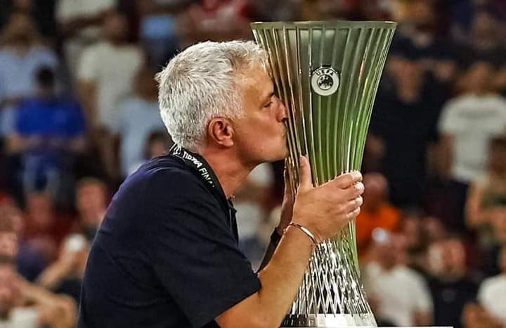 Mourinho Enggan Disebut “The Special One” Lagi