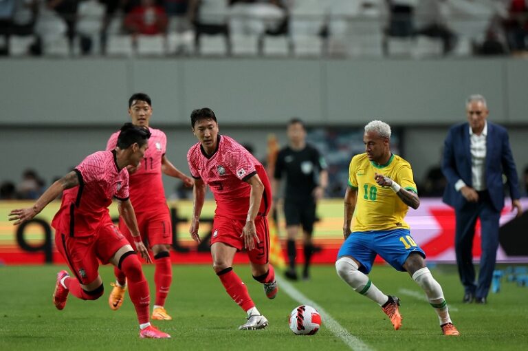 Brasil Gulung Korea Selatan 5-1