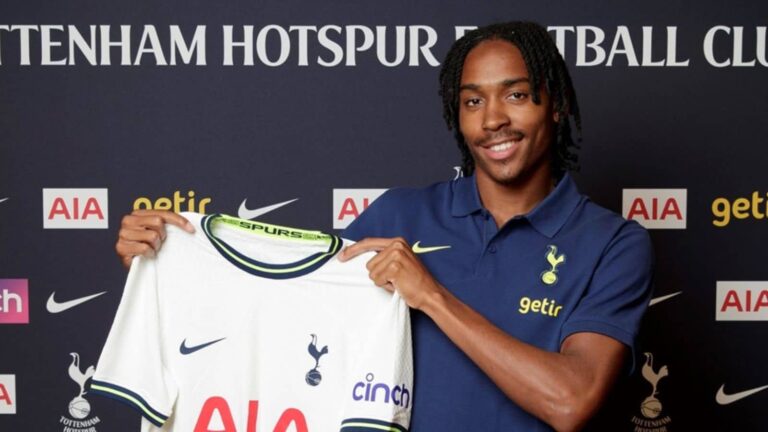 Djed Spence Jadi Rekrutan Terbaru Spurs Musim Ini