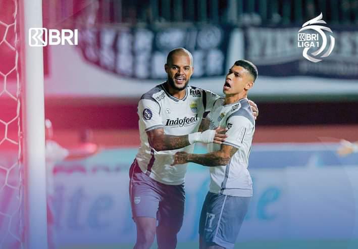 Persib Raih Kemenangan Kedua Tanpa Robert Alberts