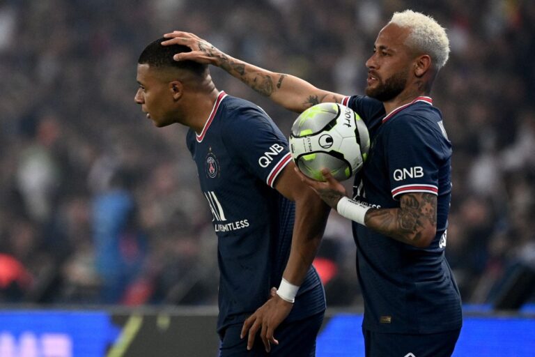 PenaltyGate Bisa Jadi Bibit Perpecahan PSG
