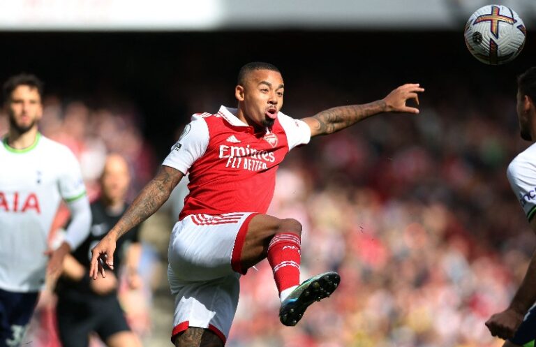 Arsenal Penguasa London Utara