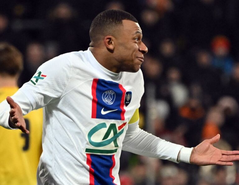 Mbappe Jadi Pemain PSG Pertama Yang Cetak 5 Gol Dalam Satu Laga