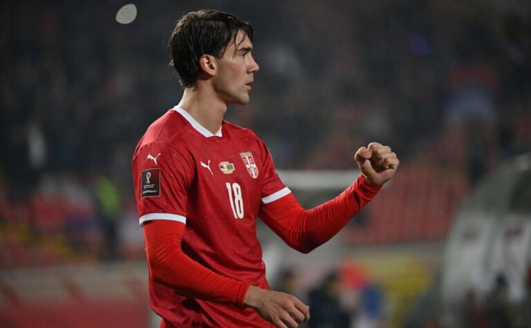 Vlahovic Dan Maignan Yang Cemerlang Di Kualifikasi Euro 2024
