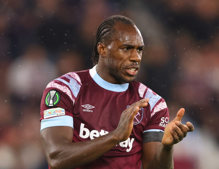 West Ham Menang Tipis 2-1 Atas AZ Alkmaar