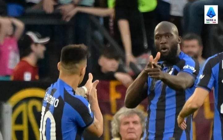 Inter Hajar Roma 2-0