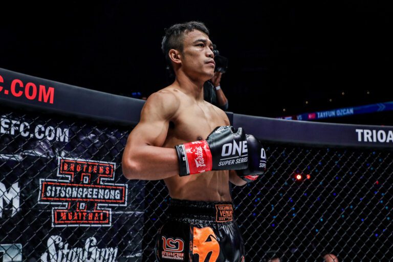 Sitthichai Sitsongpeenong: Sang Juara Dari Buriram