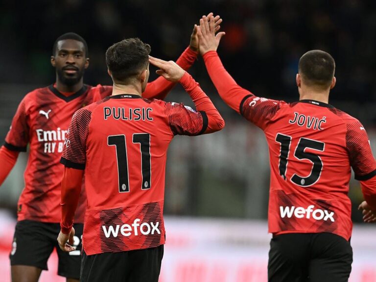 AC Milan Lumat Frosinone 3-1