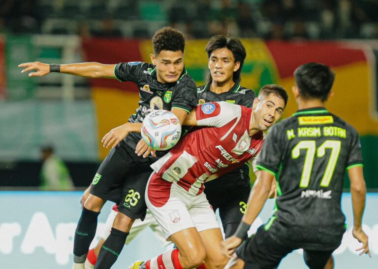 Persebaya Berbagi Angka Dengan Persis Solo
