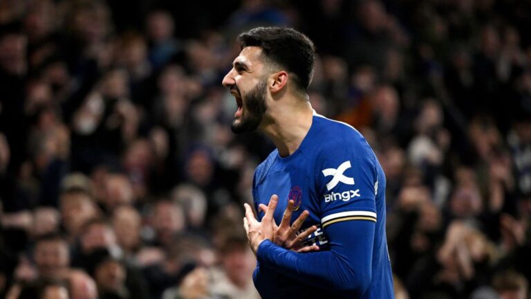 Armando Broja Dipinjamkan Ke Fulham
