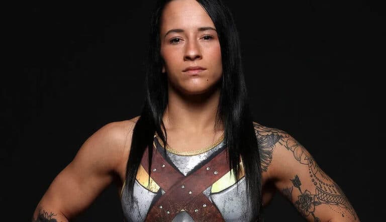 Alesha Zappitella: Juara Invicta FC Atomweight
