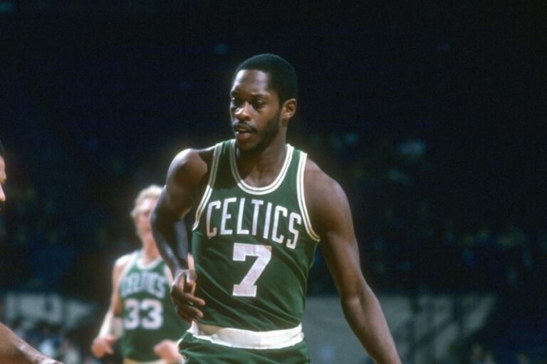 Perjalanan Karir dan Prestasi Nathaniel “Tiny” Archibald