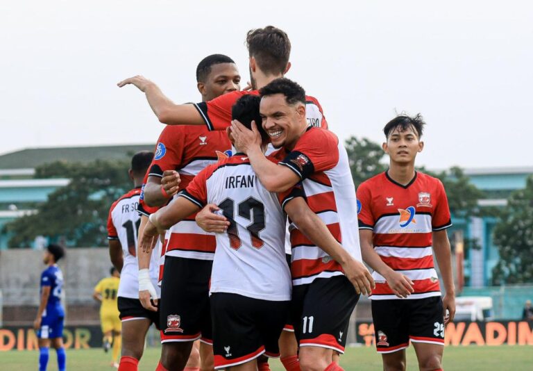 Madura United Raih Kemenangan Perdana
