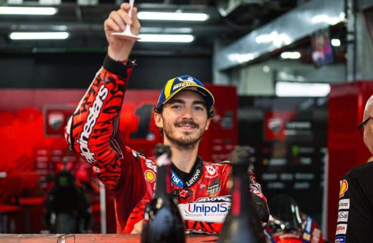 Dua Kemenangan Tim Lenovo Ducati Di Buriram