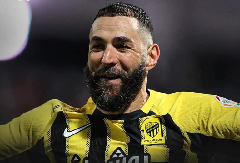 Karim Benzema Bawa Timnya Kalahkan Ronaldo Cs