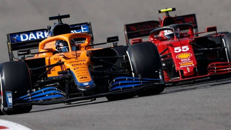 McLaren Dan Ferrari Perebutkan Gelar Juara Konstruktor