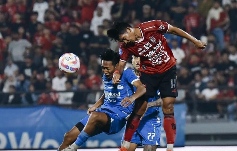 Persib Bandung Masih Belum Terkalahkan