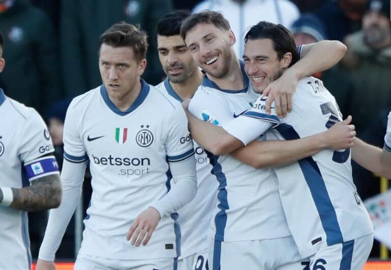 Kalahkan Venezia Inter Tempel Ketat Napoli