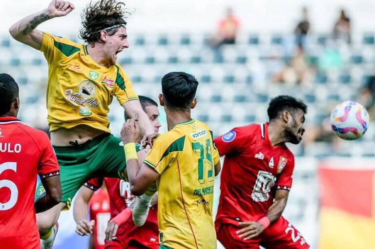 Malut United Kalahkan Persebaya 2-0