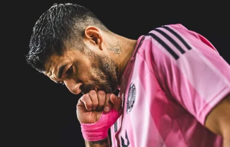 Charlotte Digulung Sepuluh Pemain Miami