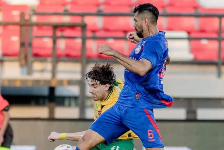 Persebaya Imbang, Persib Selangkah Lagi Jadi Juara