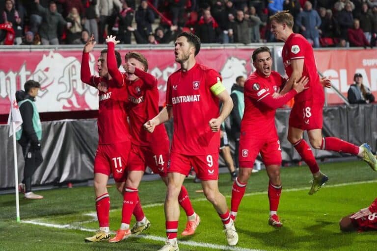 NEC Nijmegen Dikalahkan FC Twente 2-3