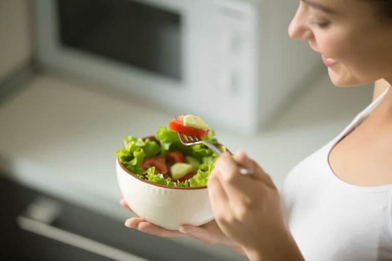 Hubungan Antara Diet Dan Kesehatan Mental