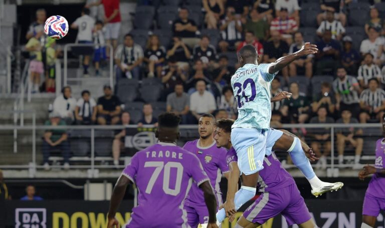 Juventus Pesta Gol Ke Gawang Al Ain