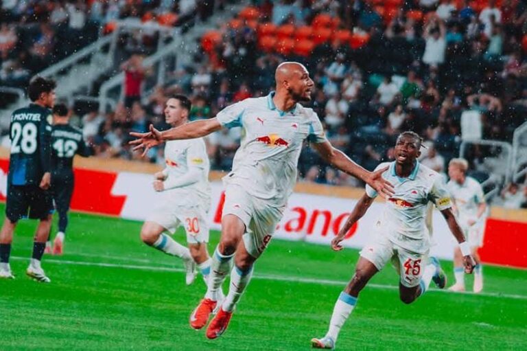 RB Salzburg Kalahkan Pachuca 2-1