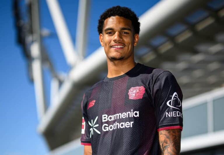 Jarrel Quansah Resmi Milik Bayer Leverkusen