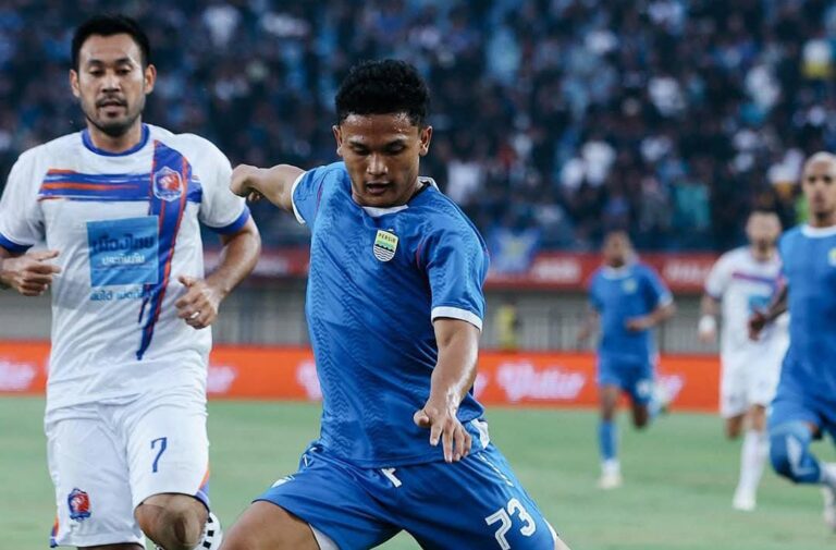 Port FC Gulung Persib Bandung 2-0