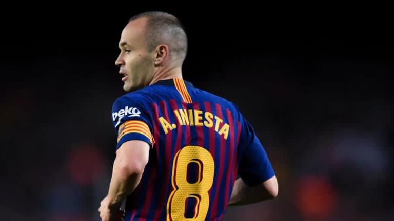 Andrés Iniesta: Maestro Sepak Bola Spanyol