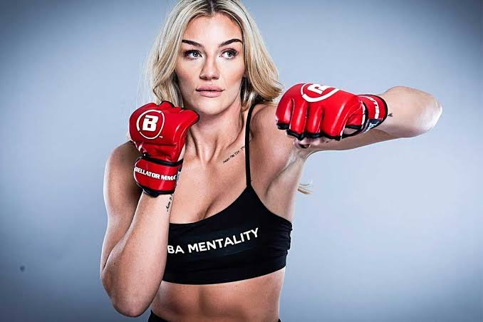 Leah McCourt: Kisah ‘The Curse’ Yang Jadi Bintang MMA