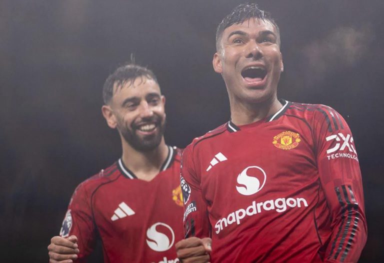 Dua Kartu Merah Warnai Kemenangan MU Atas Chelsea
