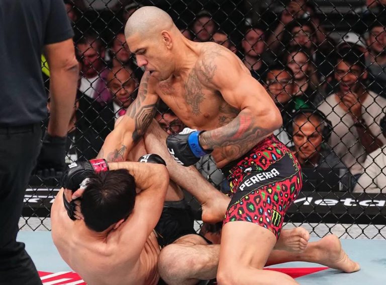 Pereira Berhasil Balas Dendam Atas Ankalaev