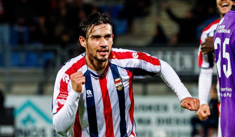 Nathan Tjoe-A-On Ikut Pesta Gol Ke Gawang FC Dordrecht