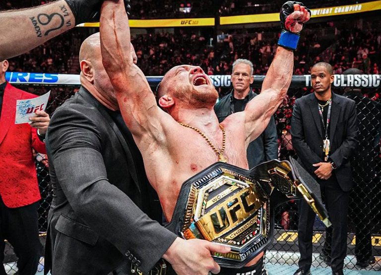 Petr Yan Juara Baru Kelas Bantam UFC