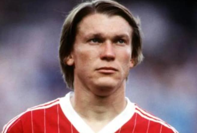 Oleg Blokhin: Pemain Sepakbola Legandaris Uni Sovyet