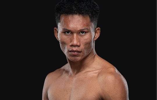 Tahaneak Nayokatasala Petarung Muda ONE Championship