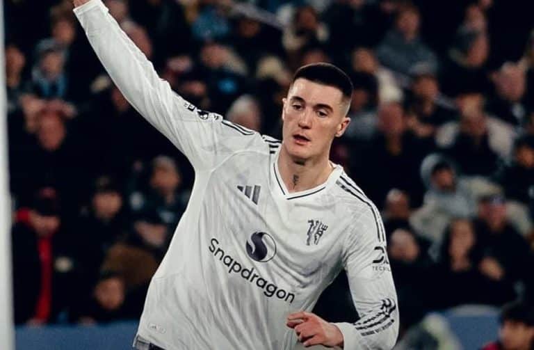 Sesko Selamatkan Setan Merah Dari Kekalahan