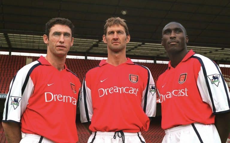 Para Bek Tangguh Arsenal