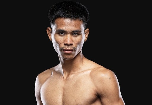 Kaenpitak NhongBangsai: Petarung Muay Thai Thailand